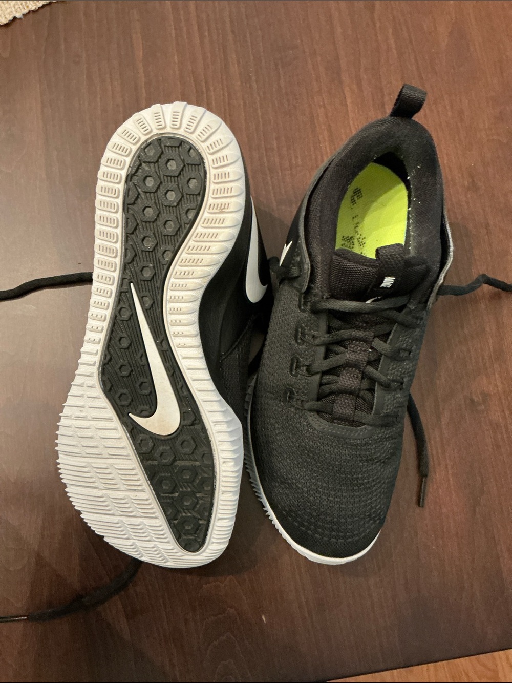 Nike Women’s Air Zoom Hyperace 2 ‘Black White’ Volleyball Sneakers - Picture 3 of 3